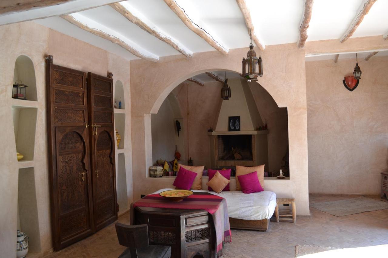 Riad Dar Bergui Варзазат Екстериор снимка