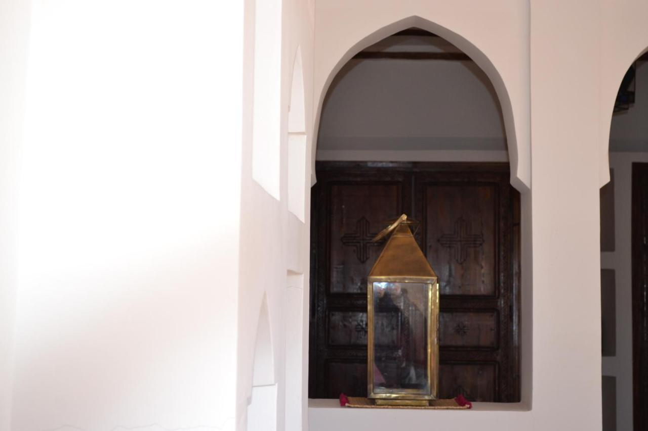 Riad Dar Bergui Варзазат Екстериор снимка