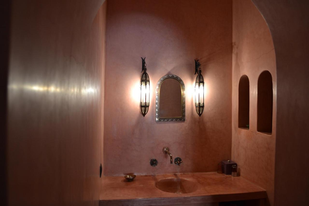 Riad Dar Bergui Варзазат Екстериор снимка