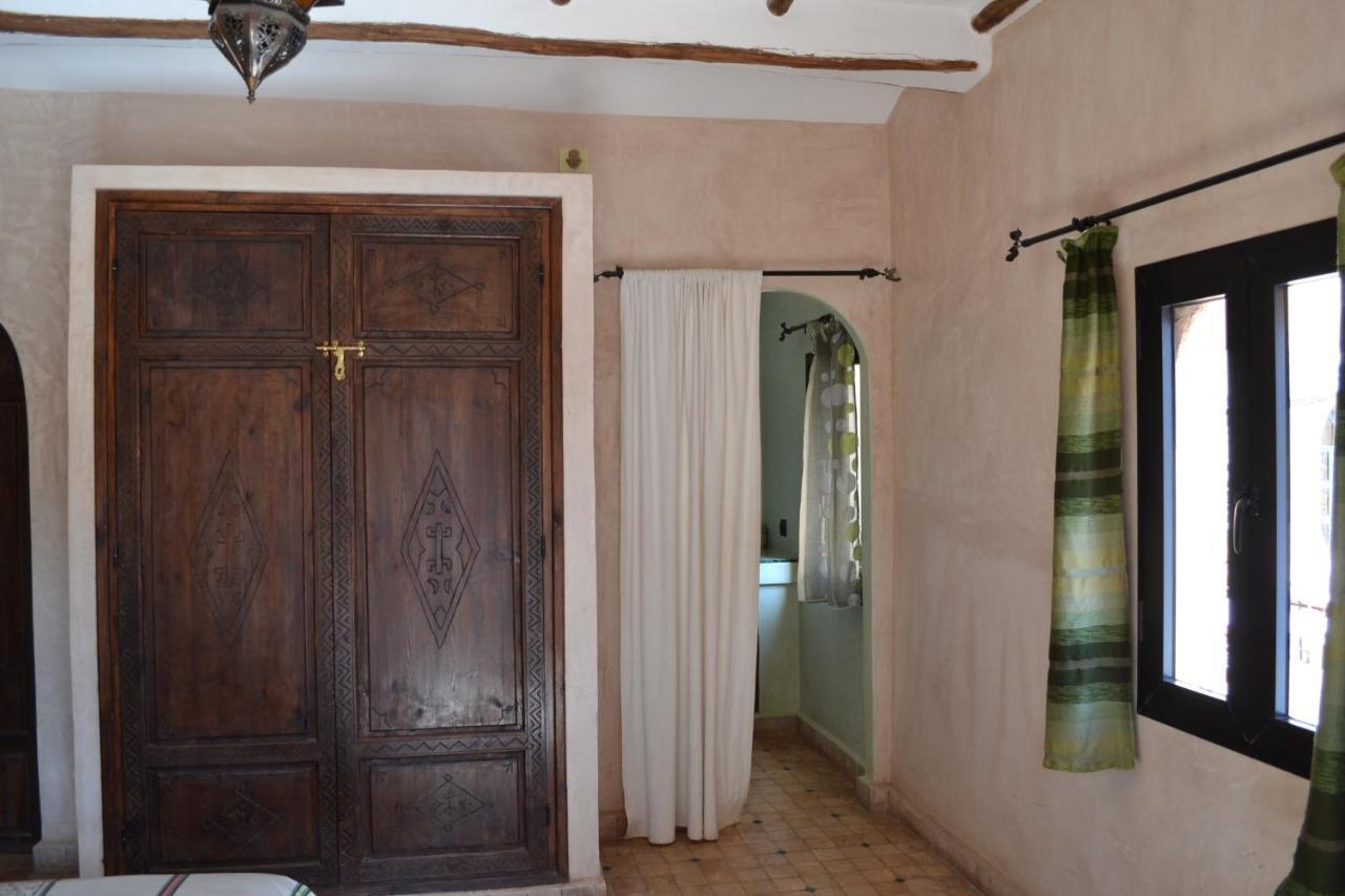 Riad Dar Bergui Варзазат Екстериор снимка